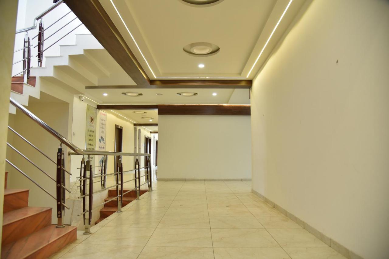 Hotel Savera Inn Morbi Exterior photo