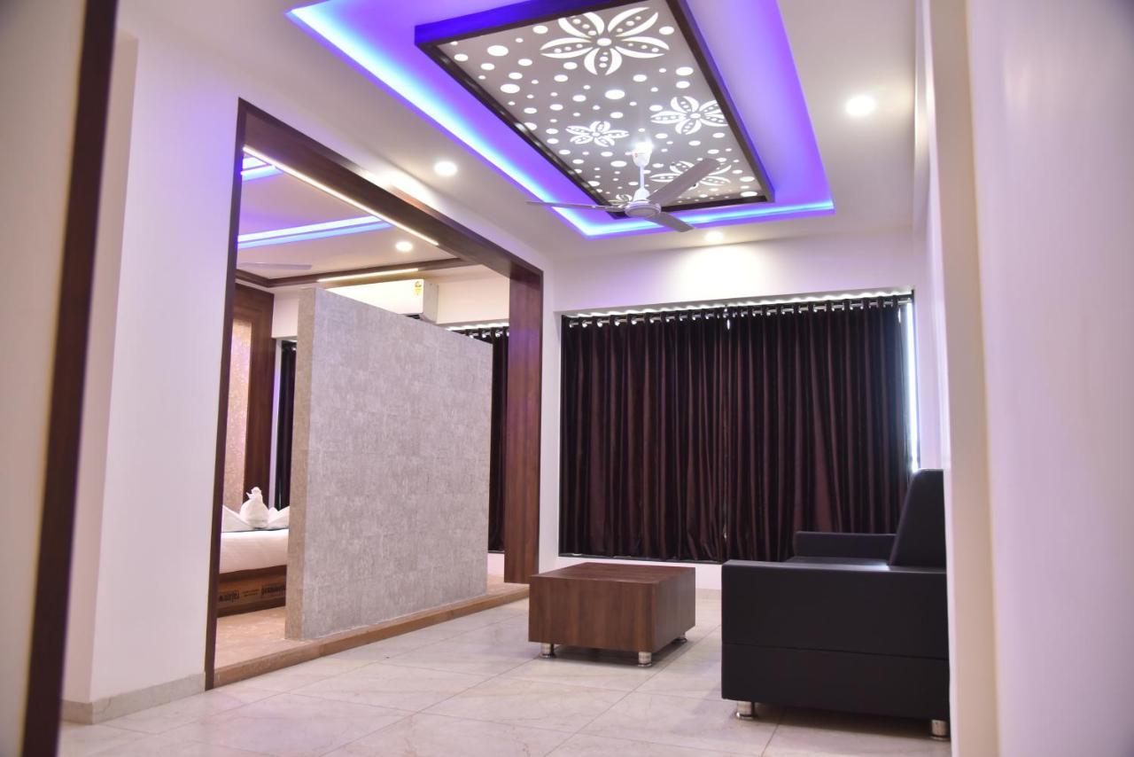 Hotel Savera Inn Morbi Exterior photo